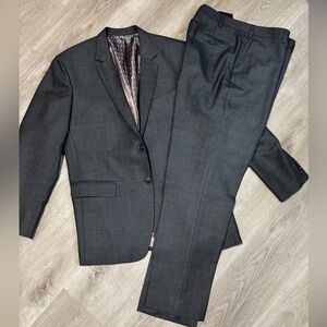 Men's Charcoal Two-Piece Suit Blazer & Pants
